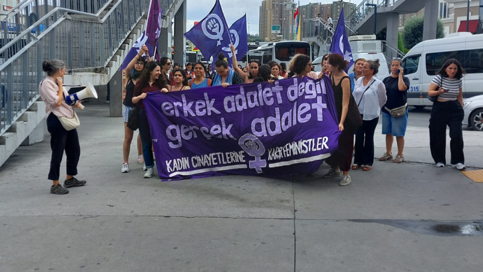 Kadınlar karar duruşması öncesinde Ayşe Tokyaz için adalet istedi
