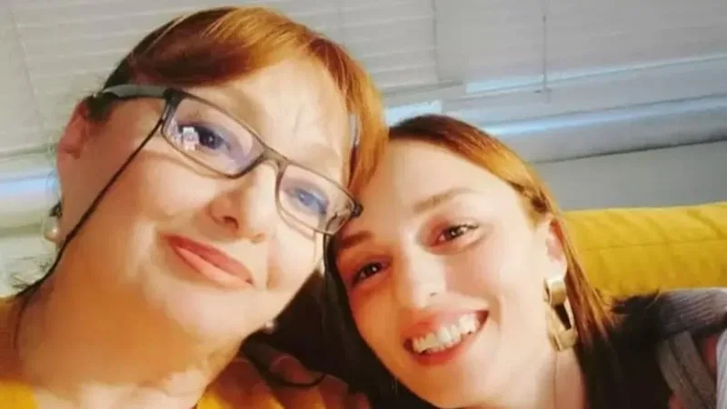 Nilperi Şahinkaya'nın annesi Meltem Vural ne zaman ve neden vefat etti? Yürek yakan ölüm yıl dönümü paylaşımı!