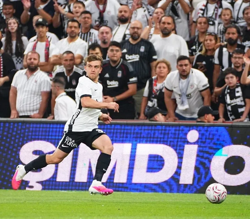 Şenol Güneş keşfetmişti, şimdi tarihe geçti! Rıdvan Yılmaz Beşiktaş kariyeri ve istatistikleri neler?